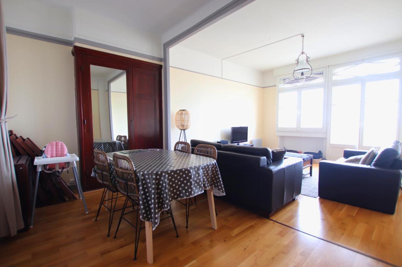 2 Pieces Terrasse Vue Mer Dinard Exterior foto